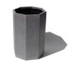 buyuk-beton-sekizgen-saksi