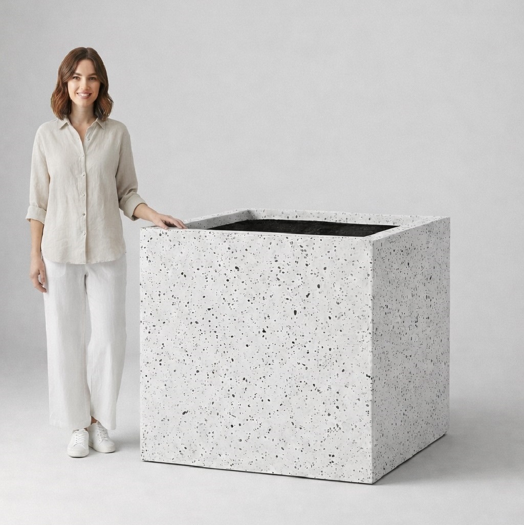 Büyük Kare Beton Saksı - 90x90x90cm 1 kare-beton-saksi-90x90x90cm